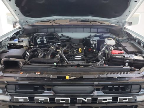 Used 2024 Ford Bronco Outer Banks AWD/4WD image 44