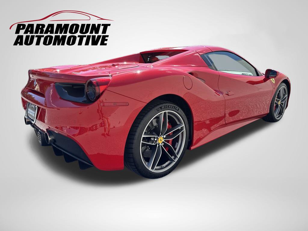 Used 2018 Ferrari 488 Spider RWD image 11