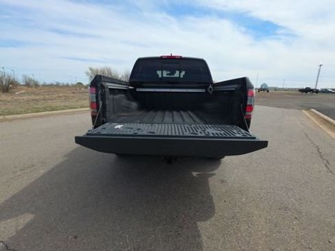 Used 2023 Nissan Frontier SV w/ SV Convenience Package image 26