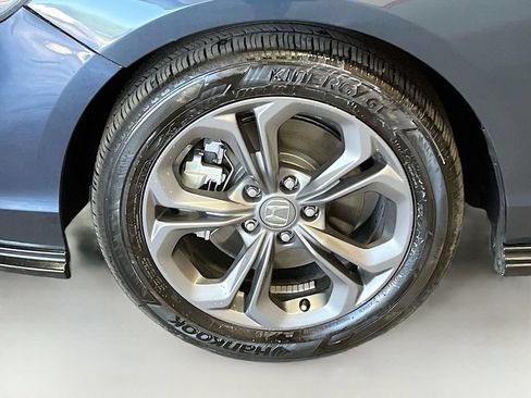 Used 2025 Honda Accord EX-L image 31