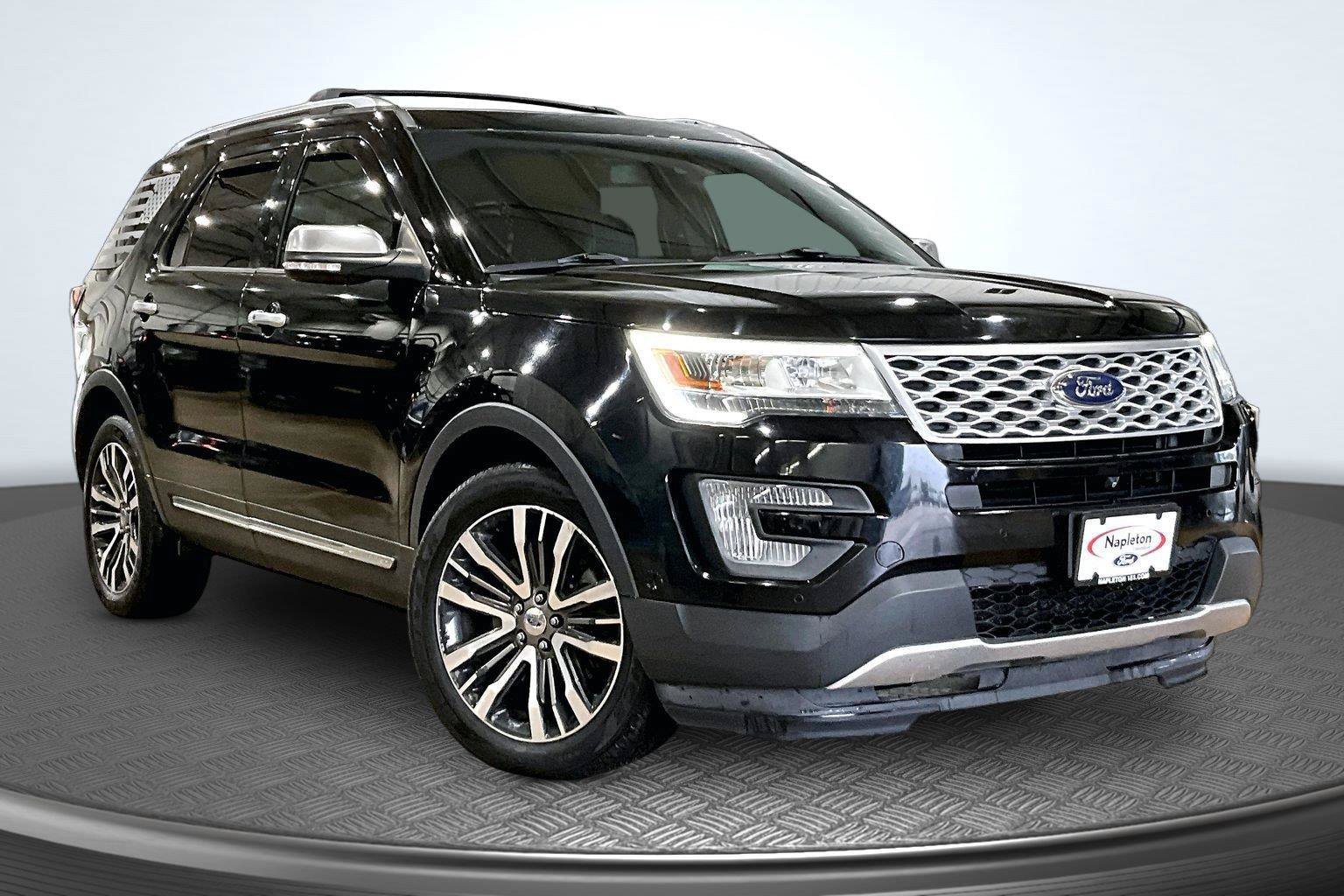 Used 2017 Ford Explorer Platinum AWD/4WD image 13