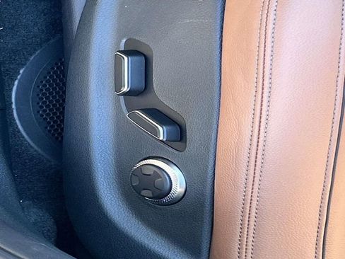 New 2026 Genesis GV70 2.5T Advanced image 15