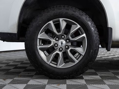Used 2021 Chevrolet Silverado 1500 RST w/ Convenience Package II AWD/4WD image 42
