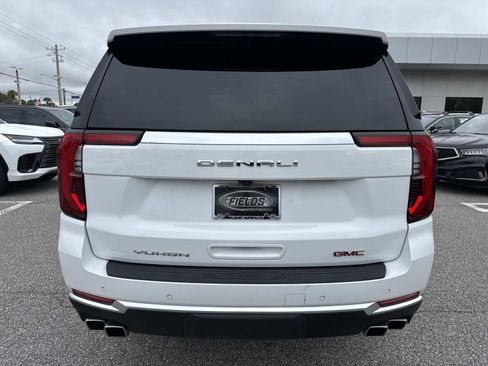 Used 2025 GMC Yukon Denali image 4