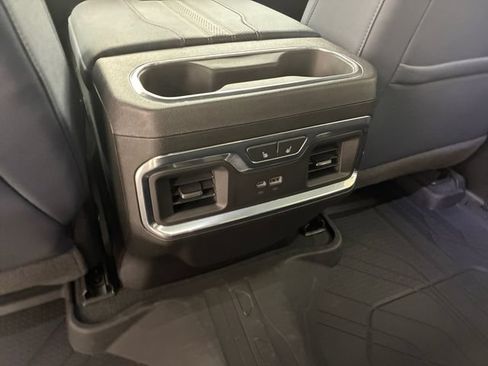 Used 2024 Chevrolet Silverado 2500 High Country w/ High Country Premium Package AWD/4WD image 19