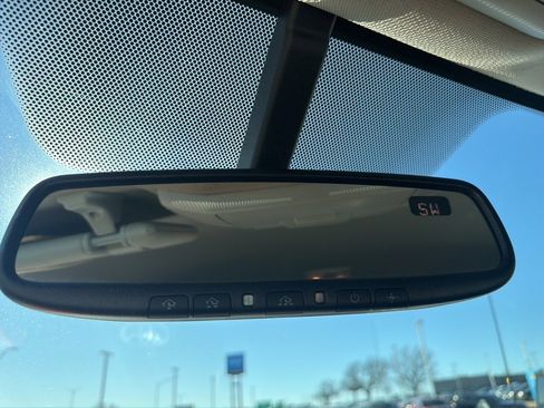 Used 2017 Toyota Tundra Limited image 21