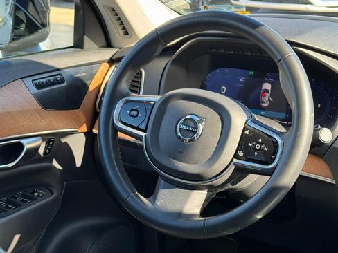 Used 2023 Volvo XC90 B5 Plus w/ Protection Package Premier image 13