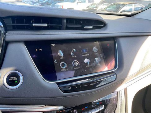 Used 2019 Cadillac XT5 Premium Luxury AWD/4WD image 23