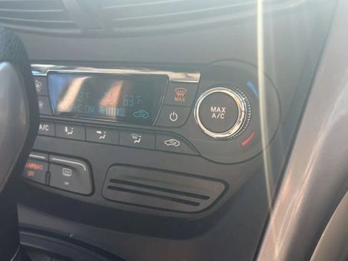 Used 2016 Ford Escape SE w/ Equipment Group 201A AWD/4WD image 28