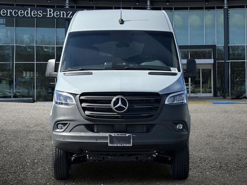 New 2026 Mercedes-Benz Sprinter 2500 image 9