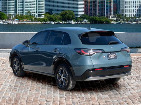 Certified 2024 Honda HR-V EX-L image 7