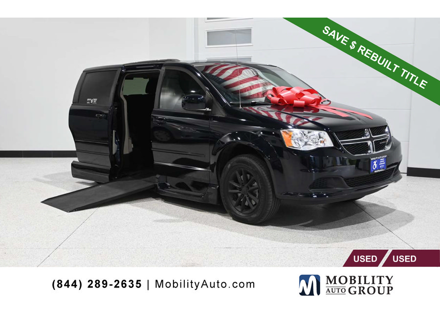 Used 2015 Dodge Grand Caravan SXT FWD image 1