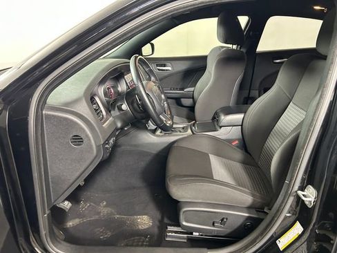 Used 2021 Dodge Charger GT w/ Blacktop Package image 11