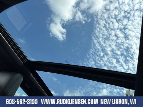 Used 2025 Ford F350 Platinum AWD/4WD image 21