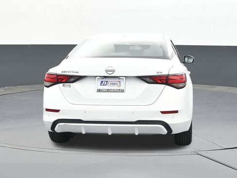 Used 2024 Nissan Sentra SV image 11