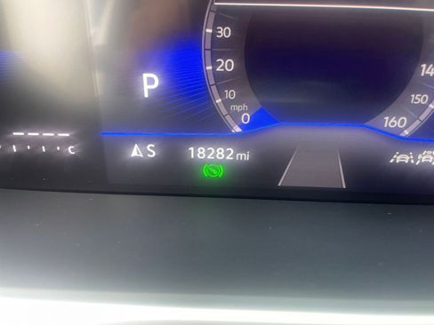 Used 2025 Volkswagen Taos SE image 40