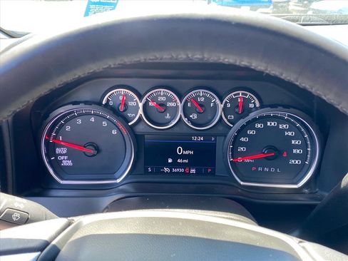 Used 2021 Chevrolet Silverado 1500 LT Trail Boss w/ Convenience Package II AWD/4WD image 18