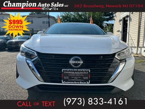 Used 2024 Nissan Sentra SV FWD image 5