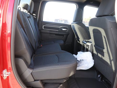New 2026 RAM 2500 Big Horn AWD/4WD image 29