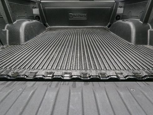 Used 2023 GMC Sierra 1500 Elevation image 13