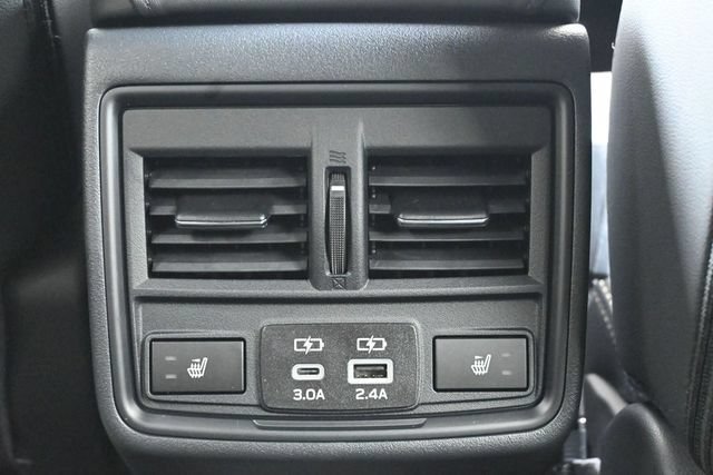 New 2026 Subaru Outback Limited AWD/4WD image 21