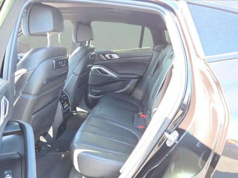 Used 2020 BMW X6 sDrive40i w/ M Sport Package image 12