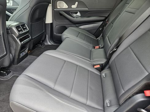Certified 2026 Mercedes-Benz GLS 450 4MATIC image 13