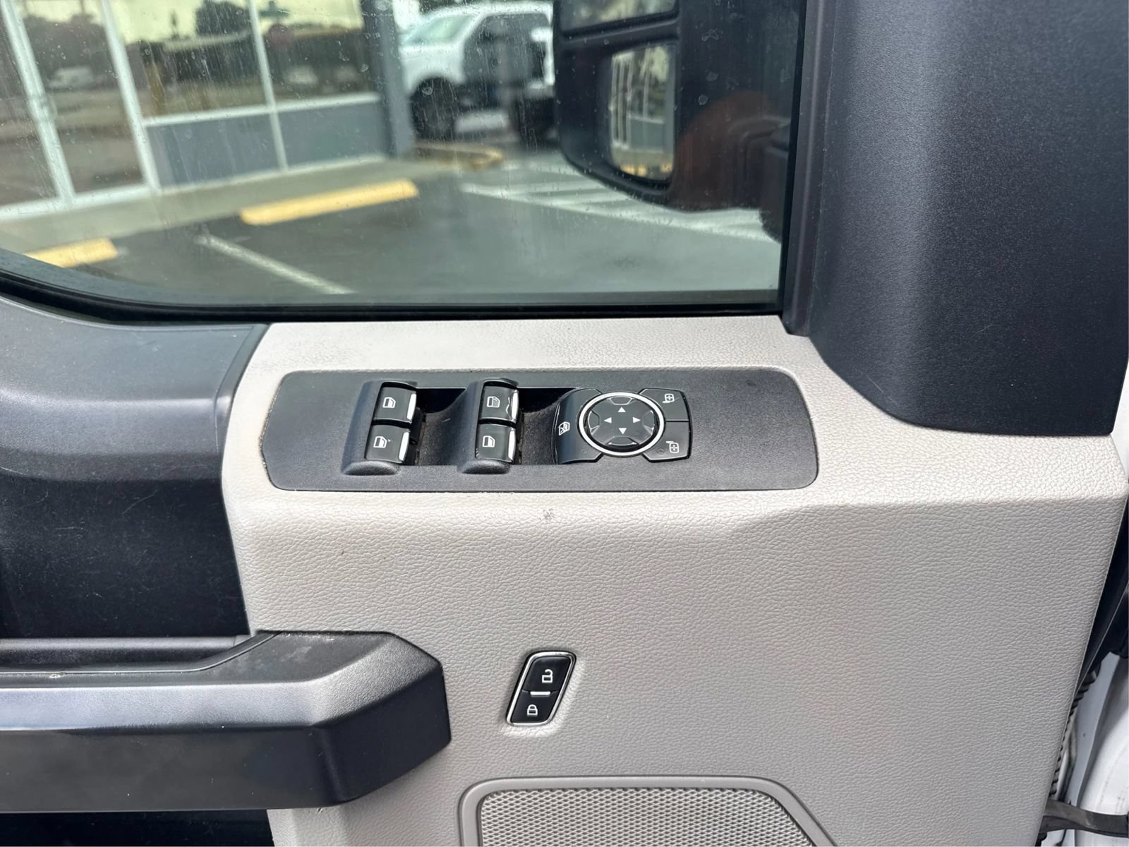 Used 2018 Ford F250 XL w/ Power Equipment Group AWD/4WD image 18