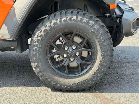 Used 2025 Jeep Wrangler Unlimited Sport AWD/4WD image 7