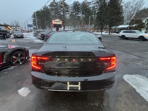 Used 2017 Volvo S90 T6 Momentum w/ Vision Package image 6