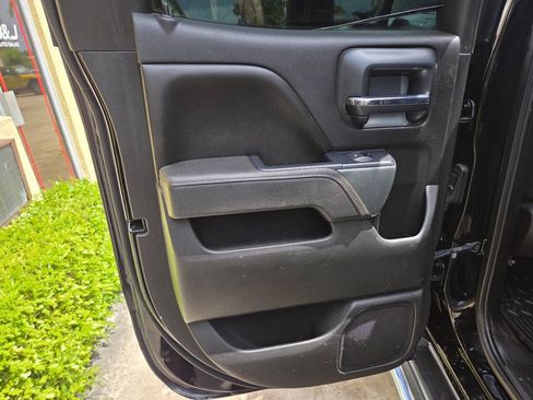 Used 2015 Chevrolet Silverado 2500 LT w/ LT Convenience Package RWD image 13