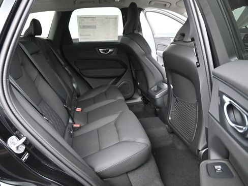 New 2026 Volvo XC60 B5 Plus w/ Climate Package AWD/4WD image 17