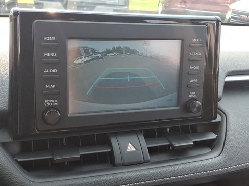 Used 2019 Toyota RAV4 LE w/ All Weather Liner Package AWD/4WD image 21