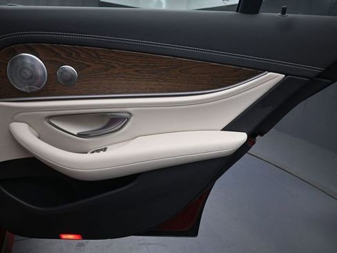 Used 2021 Mercedes-Benz E 350 E 350 image 26