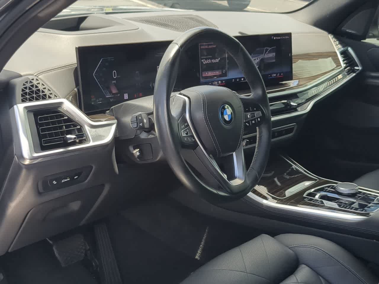 Used 2024 BMW X5 xDrive50e AWD/4WD image 10
