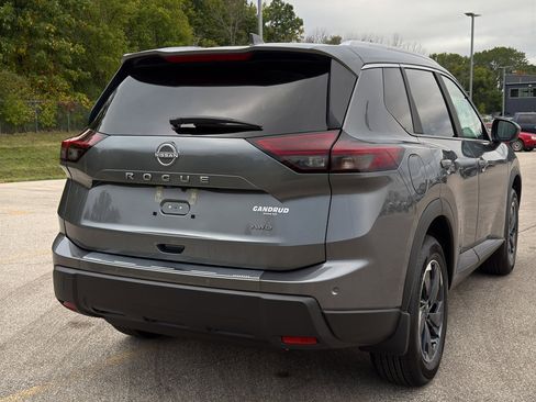 New 2026 Nissan Rogue SV w/ SV Premium Package image 5