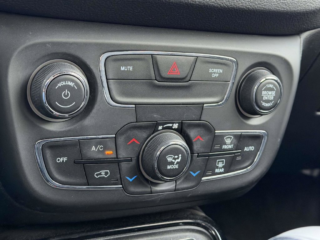 Used 2019 Jeep Compass Limited AWD/4WD image 26