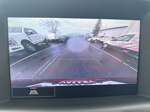 Used 2023 GMC Terrain SLT w/ Elevation Edition image 6