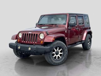 Used 2008 Jeep Wrangler Unlimited Sahara AWD/4WD video 1