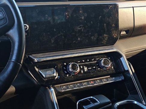 Used 2023 GMC Sierra 1500 Denali image 16