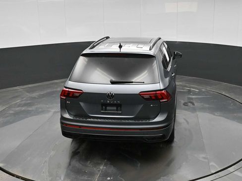 Used 2022 Volkswagen Tiguan SE R-Line image 25
