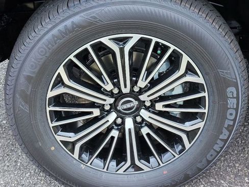 New 2026 Nissan Armada SL w/ Captain's Chari Seat Package image 8