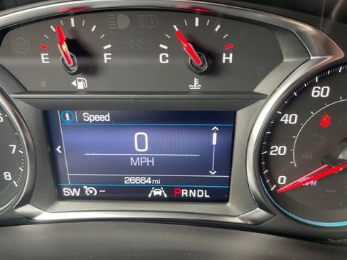 Used 2023 Chevrolet Equinox LT FWD image 27