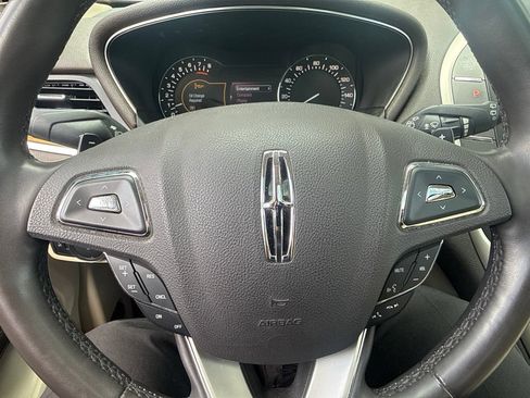 Used 2015 Lincoln MKC AWD w/ Equipment Group 102A Reserve image 9