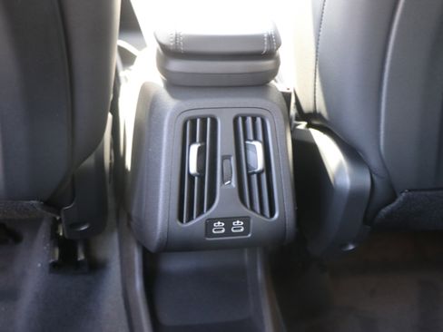 Used 2025 BMW X1 xDrive28i w/ Convenience Package AWD/4WD image 32