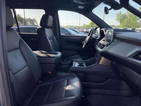 Used 2021 Chevrolet Tahoe High Country image 12