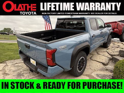 New 2026 Toyota Tacoma TRD Off-Road AWD/4WD image 1