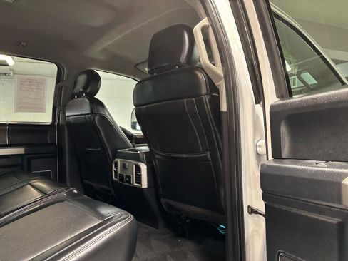 Used 2019 Ford F250 Lariat w/ Lariat Ultimate Package AWD/4WD image 22