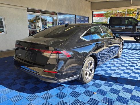 Used 2024 Honda Accord EX image 6