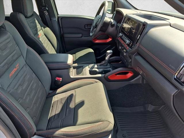 Used 2026 Nissan Frontier Pro-X w/ Pro-X Convenience Package RWD image 19